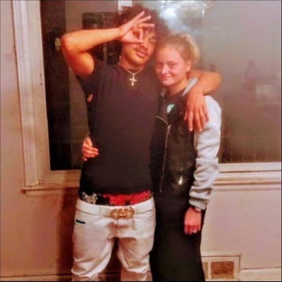 Meet your Posher, Shawndel n allie - Picture 1 of 1